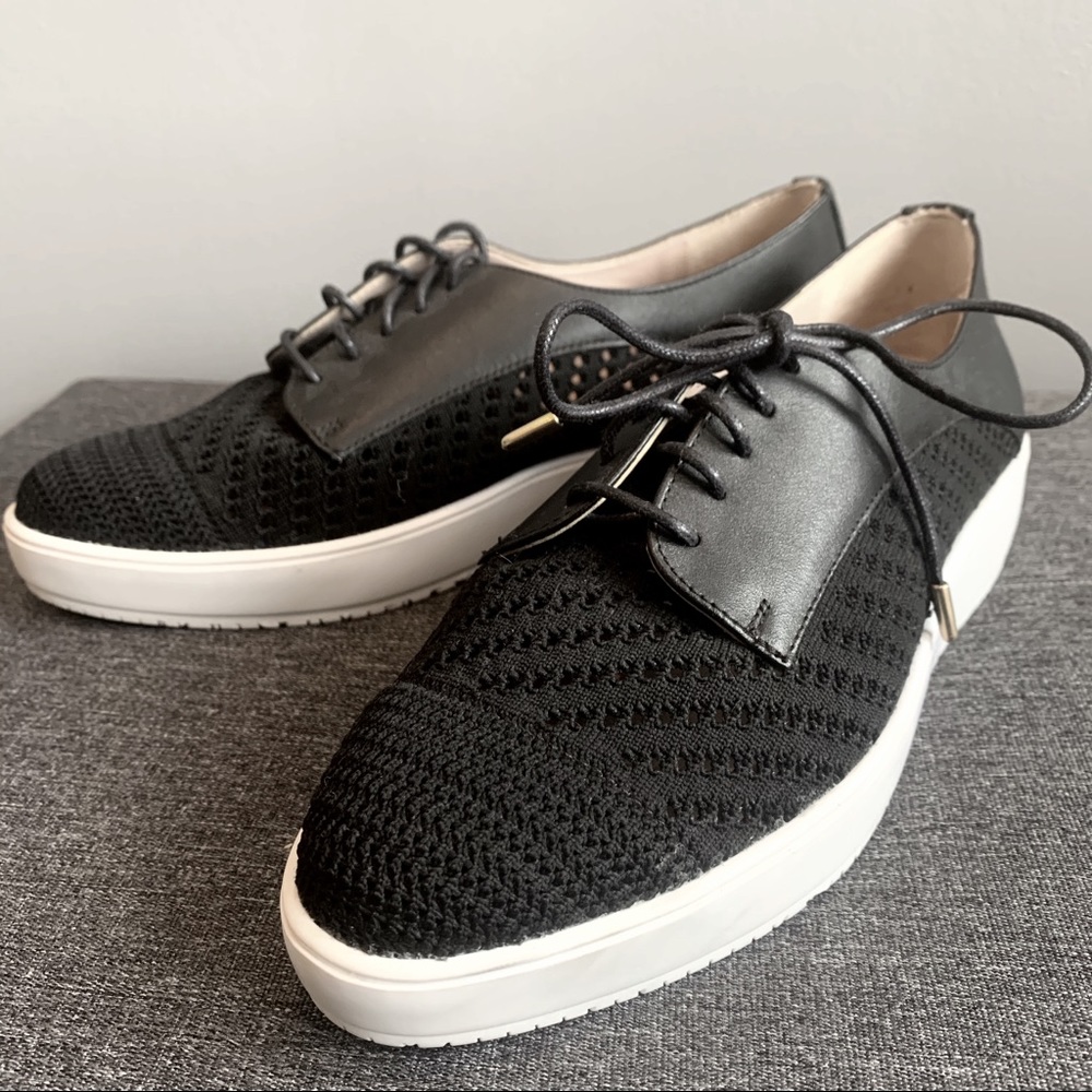 Wingtip women’s dress shoes